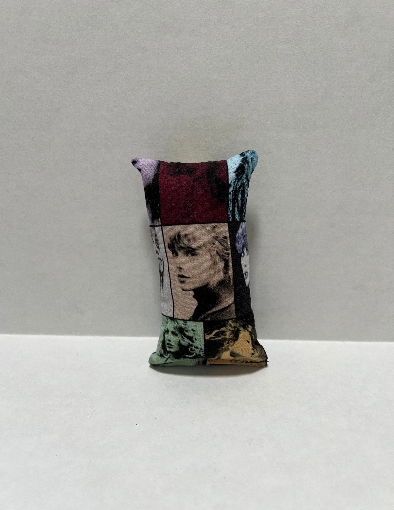 Kitty Kickers - Pop Star